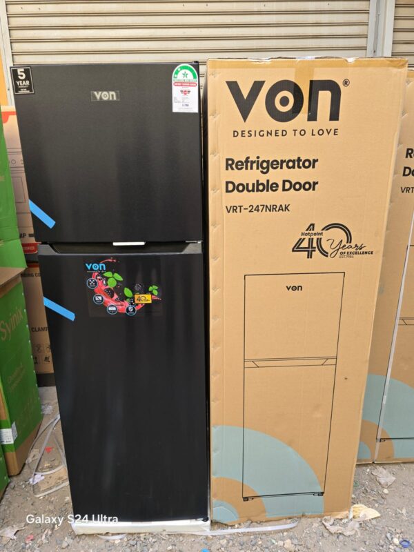 Von 247 litres No frost double door refrigerator