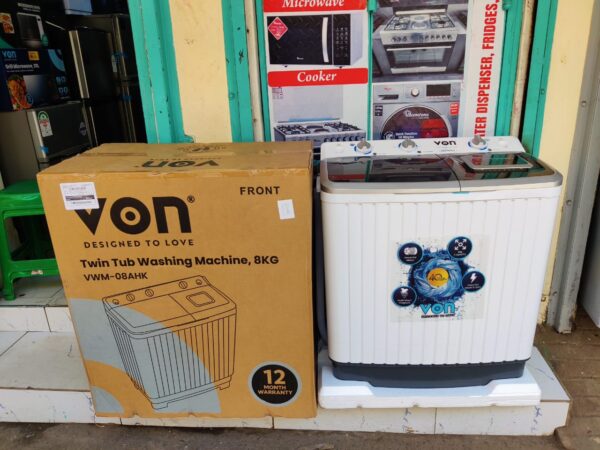 Von 8Kg Twin Tub Washing Machine
